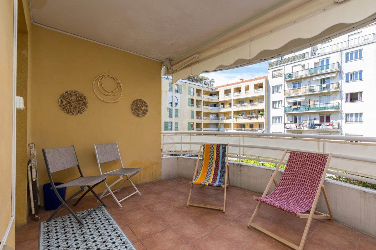 Large 2 Bdr At Port Apartment Nice